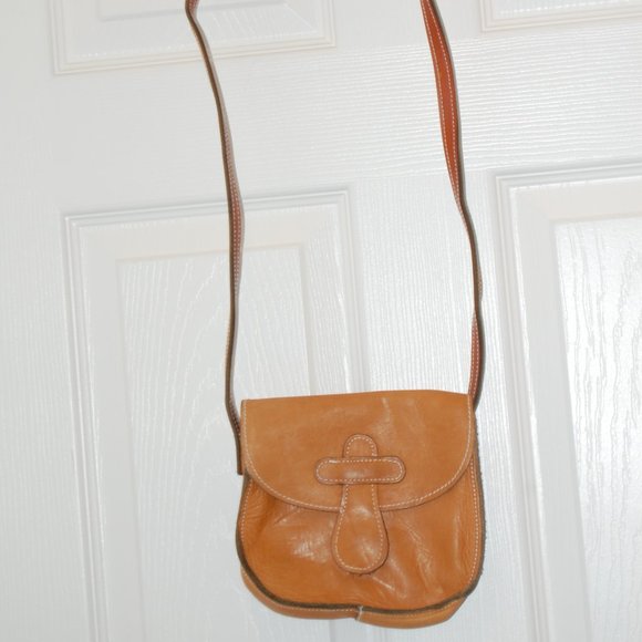 Leather Cross Body Purse W/ Snap Closure 41" Shoulder Strap - Picture 1 of 13
